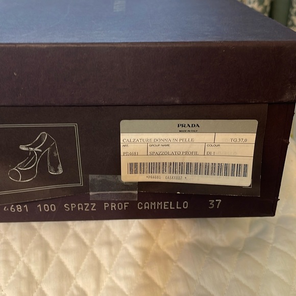 Prada vintage mary jane heels, EU 37. Pre-owned. - Picture 7 of 12